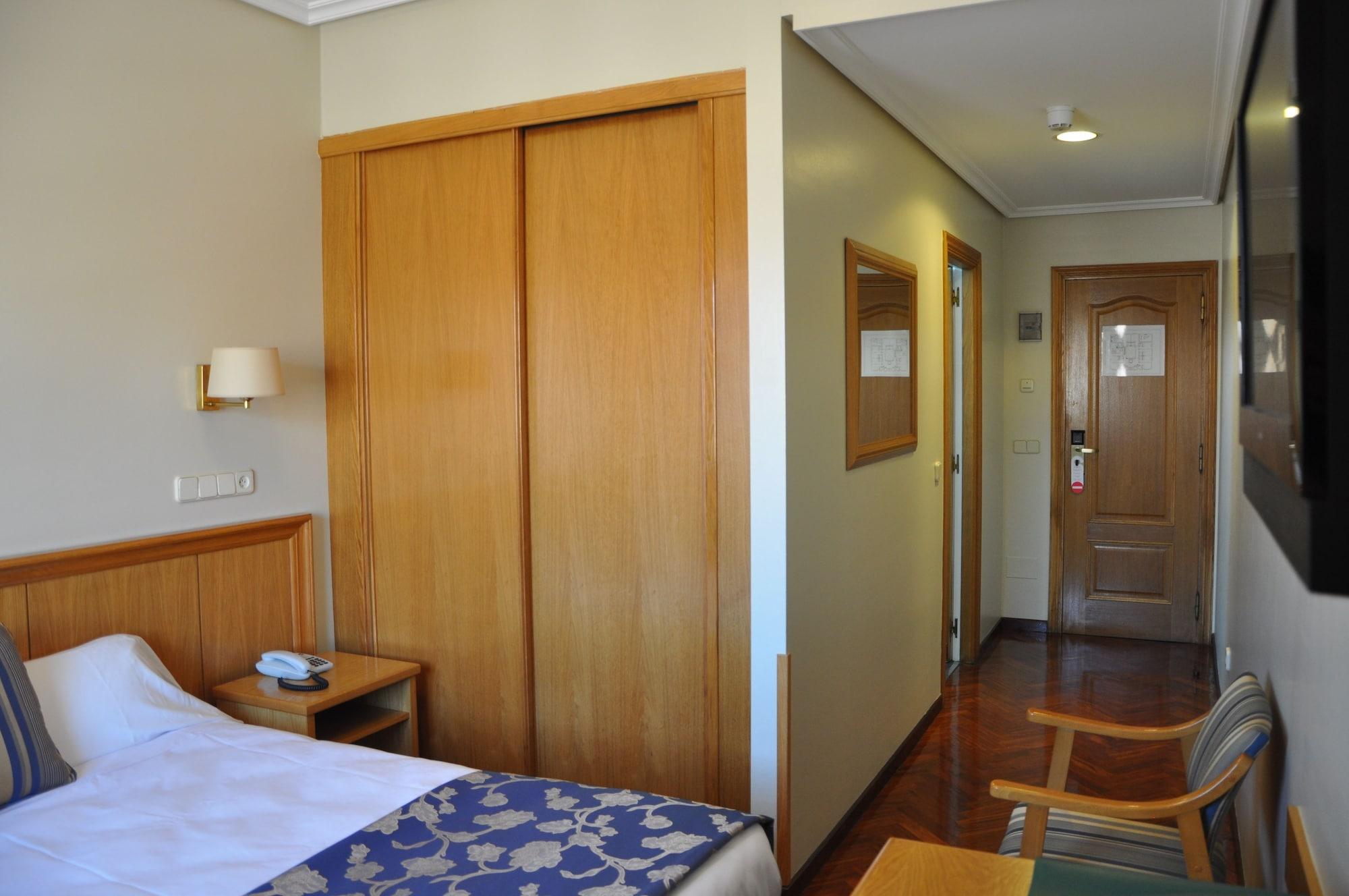 Hotel Crunia I 아 코루냐 외부 사진